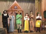 В Чучковском РДК состоялась премьера спектакля для всей семьи «Как Настенька чуть Кикиморой не стала»